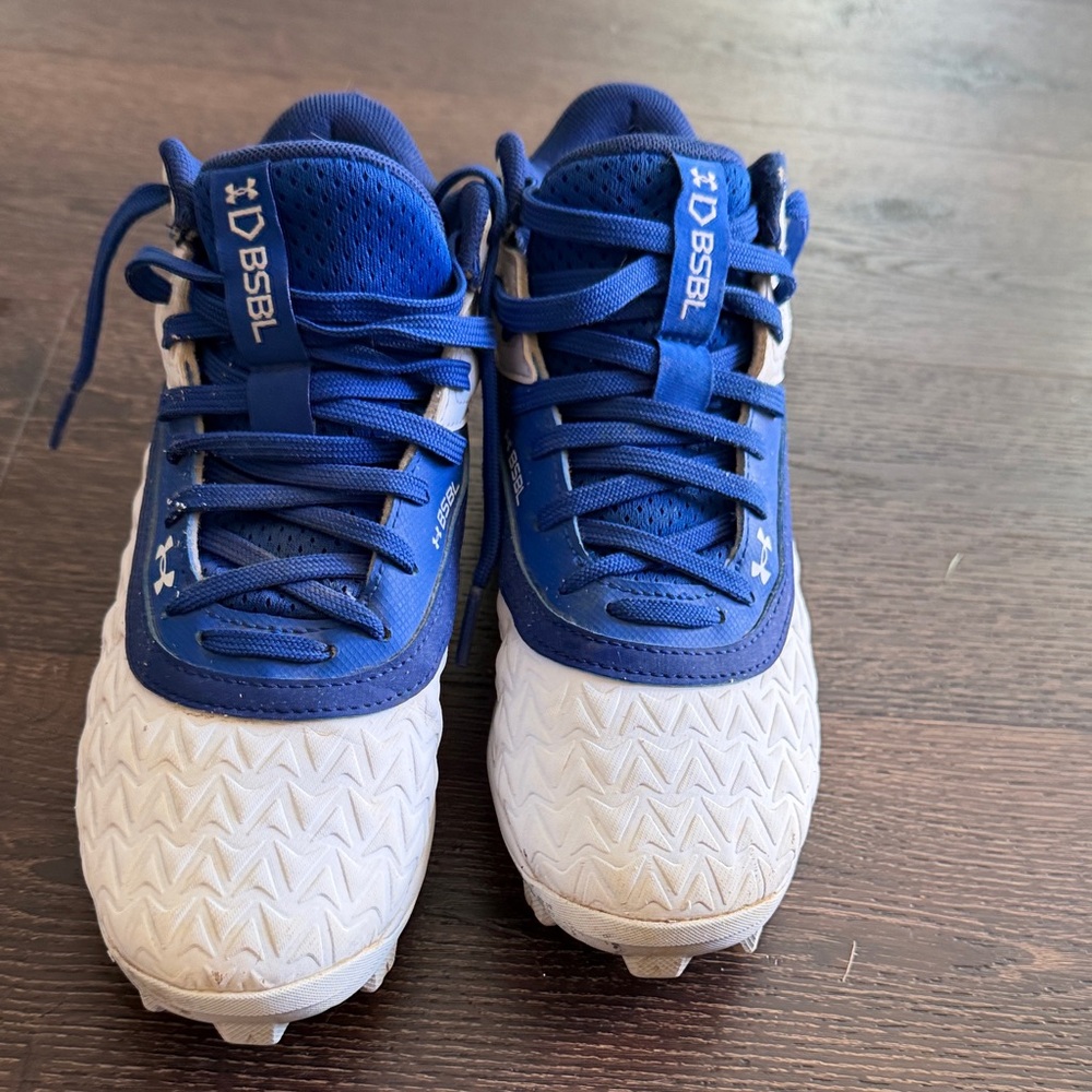 Under Armour Kids Blue and White Sneakers